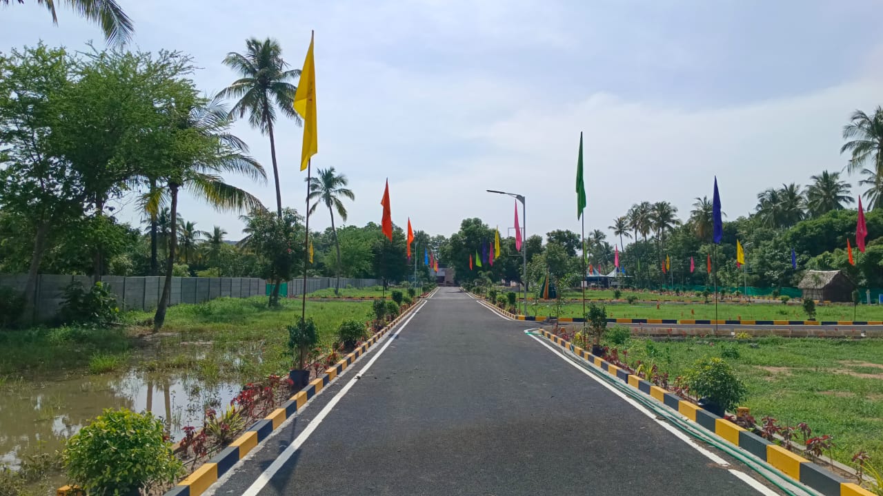 Residential plots and villas for sale in tambaram shobha Windsor castle